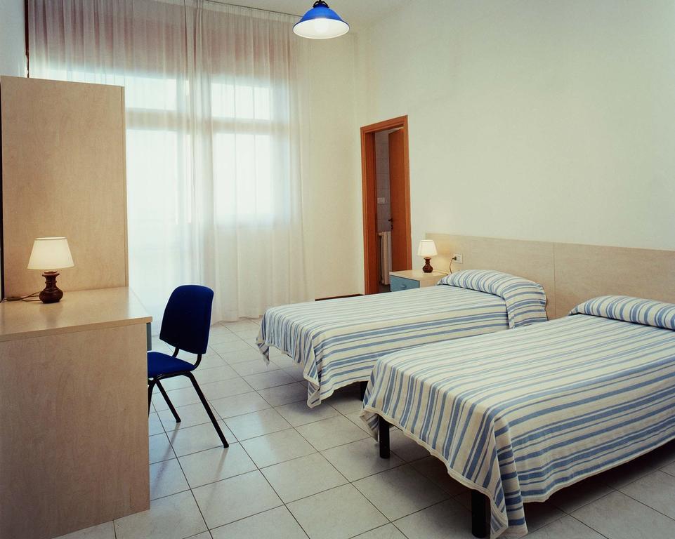 Casa Per Ferie Maria Assunta Hotel Lido di Jesolo Szoba fotó