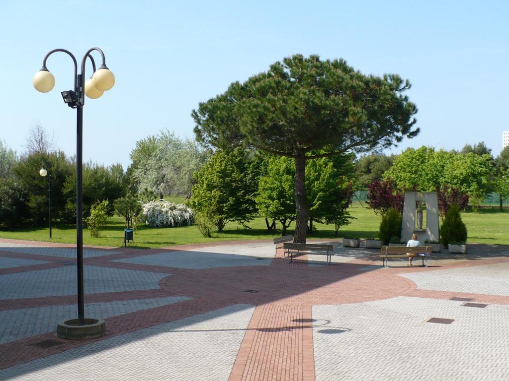 Casa Per Ferie Maria Assunta Hotel Lido di Jesolo Kültér fotó