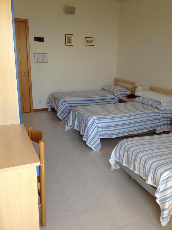Casa Per Ferie Maria Assunta Hotel Lido di Jesolo Szoba fotó